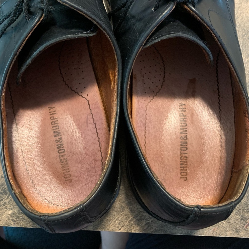 Johnston and Murphy black Oxfords - Picture 7 of 9